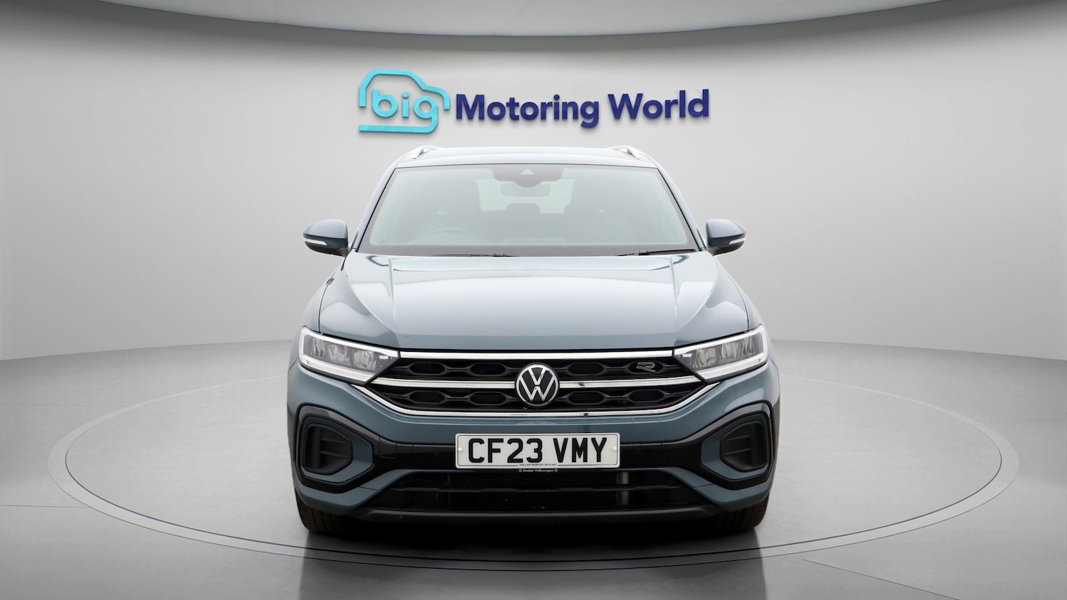 Used Volkswagen T-Roc 2023 for sale - 77248391: Photo 2