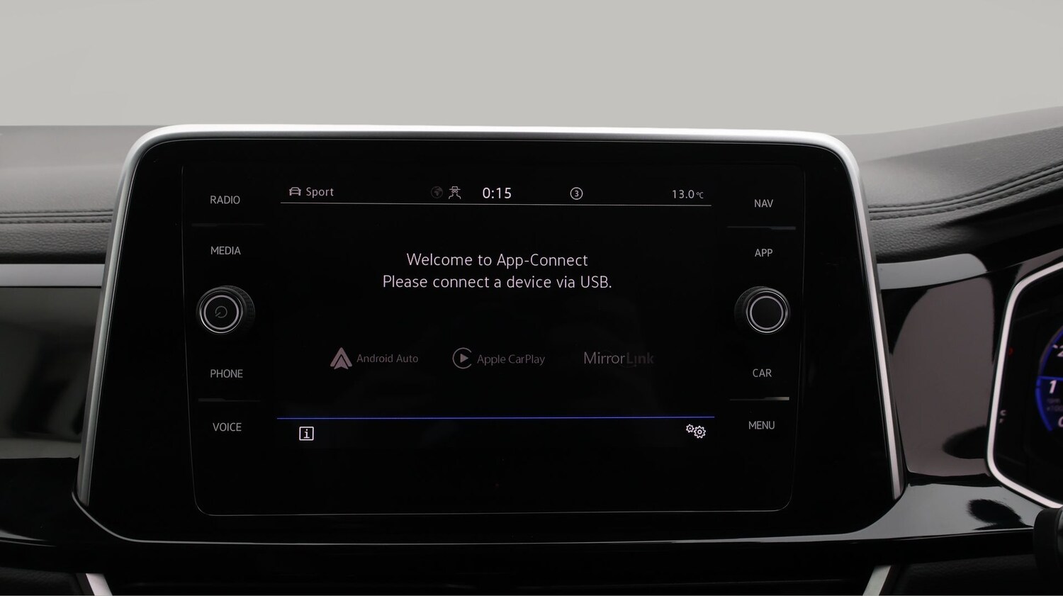 Used Volkswagen T-Roc 2023 for sale - 77248391: Photo 21