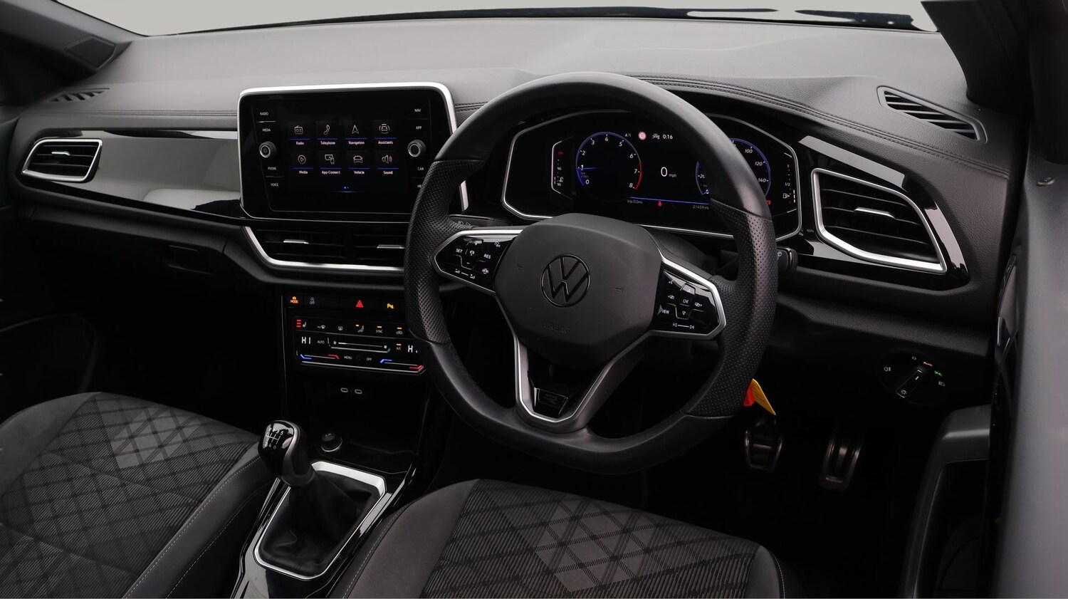 Used Volkswagen T-Roc 2023 for sale - 77248391: Photo 9