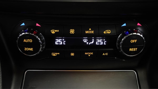 Used Mercedes-Benz GLA 2019 for sale - 76284121: Photo 13