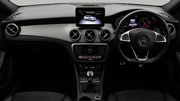 Used Mercedes-Benz GLA 2019 for sale - 76284121: Photo 14