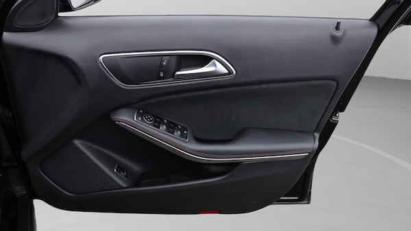 Used Mercedes-Benz GLA 2019 for sale - 76284121: Photo 16