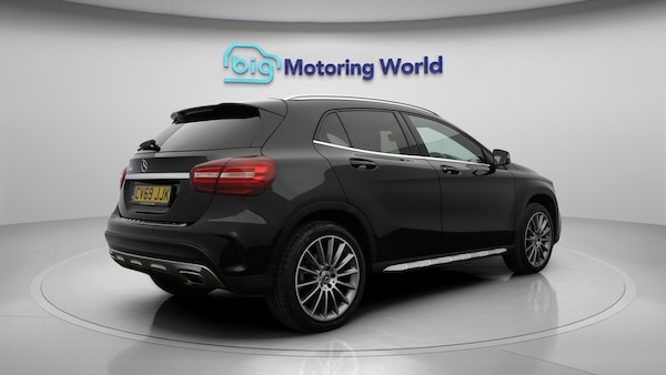 Used Mercedes-Benz GLA 2019 for sale - 76284121: Photo 8