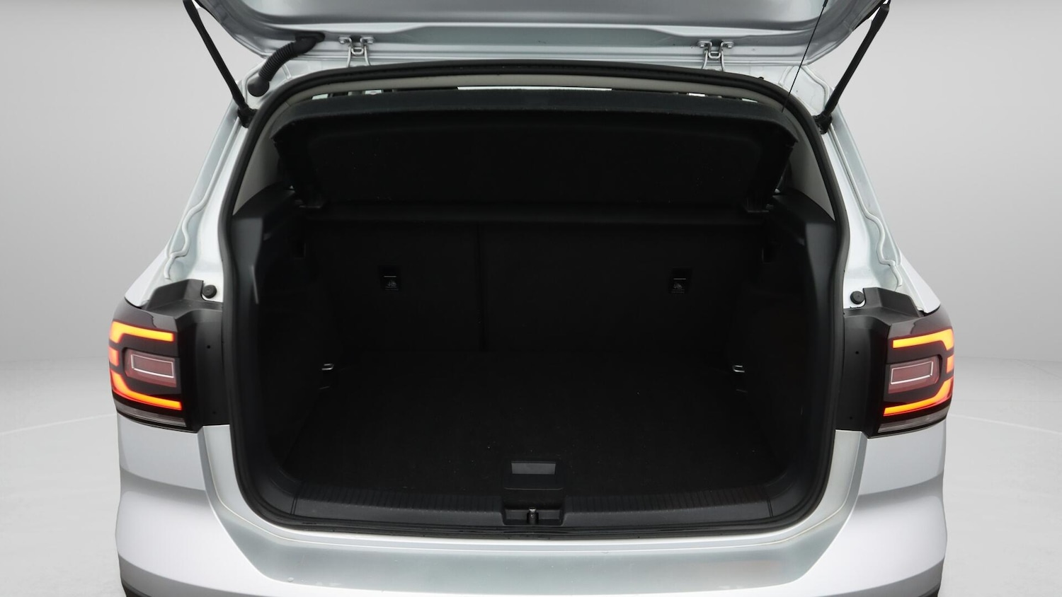 Used Volkswagen T-Cross 2020 for sale - 76715558: Photo 18