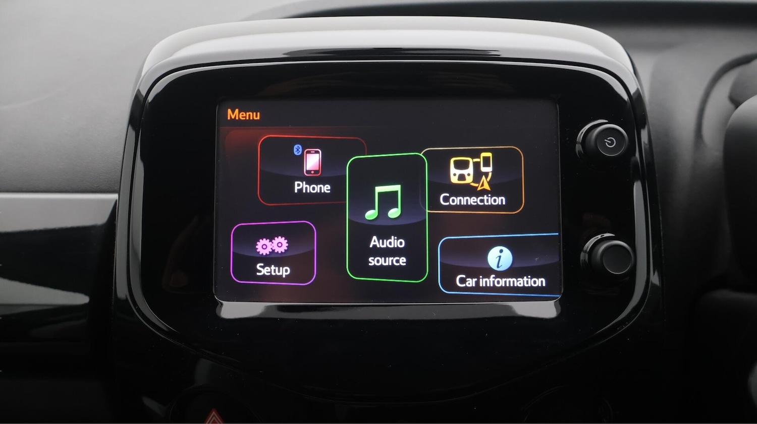 Used Toyota AYGO 2018 for sale - 76632801: Photo 12