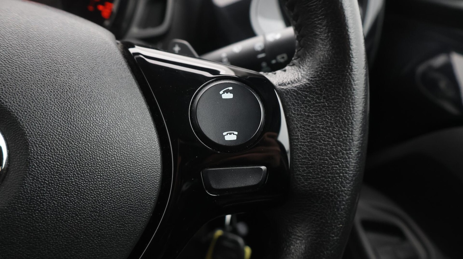 Used Toyota AYGO 2018 for sale - 76632801: Photo 24