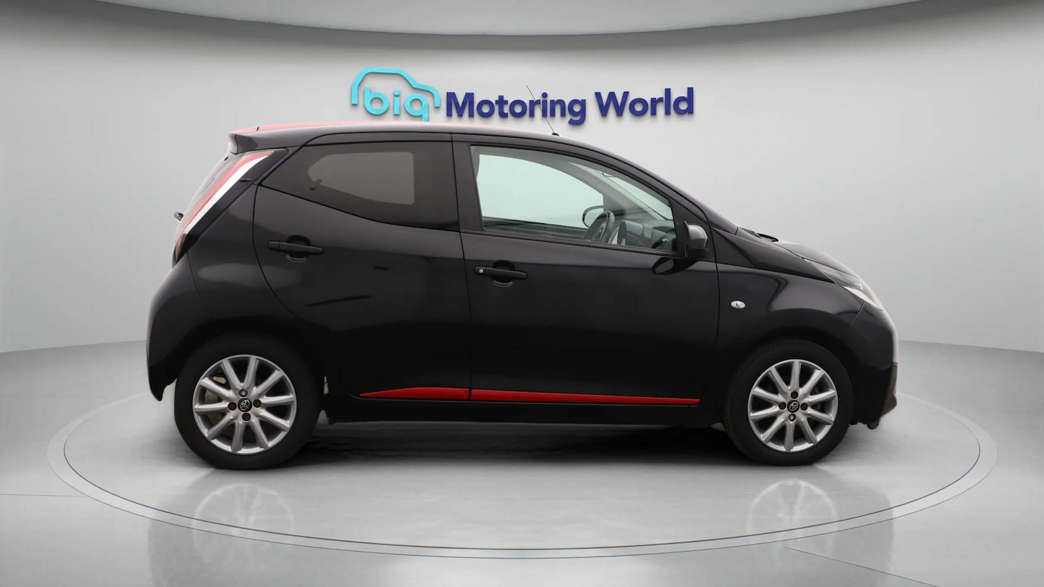 Used Toyota AYGO 2018 for sale - 76632801: Photo 9