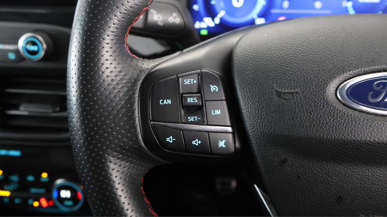 Used Ford Focus 2021 for sale - 77950249: Photo 20