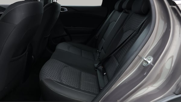 Used Kia XCeed 2020 for sale - 76189602: Photo 17