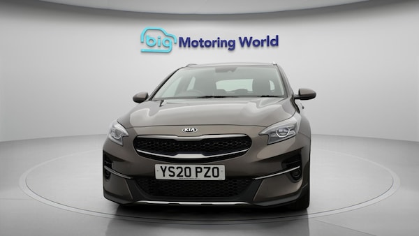 Used Kia XCeed 2020 for sale - 76189602: Photo 3