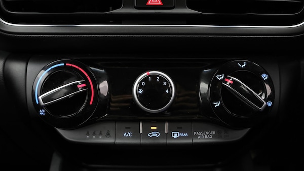 Used Hyundai KONA 2022 for sale - 76283868: Photo 13