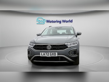 Used Volkswagen T-Roc 2022 for sale - 78643809: Photo