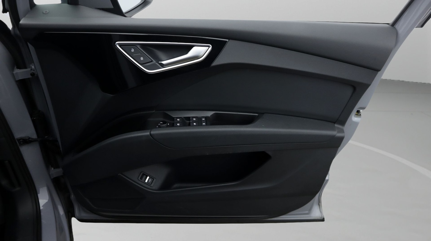 Used Audi Q4 e-tron 2023 for sale - 77656459: Photo 15