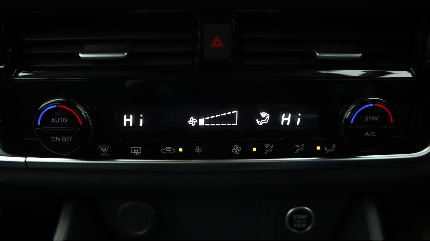 Used Nissan Qashqai for sale - 77426243: Photo 12