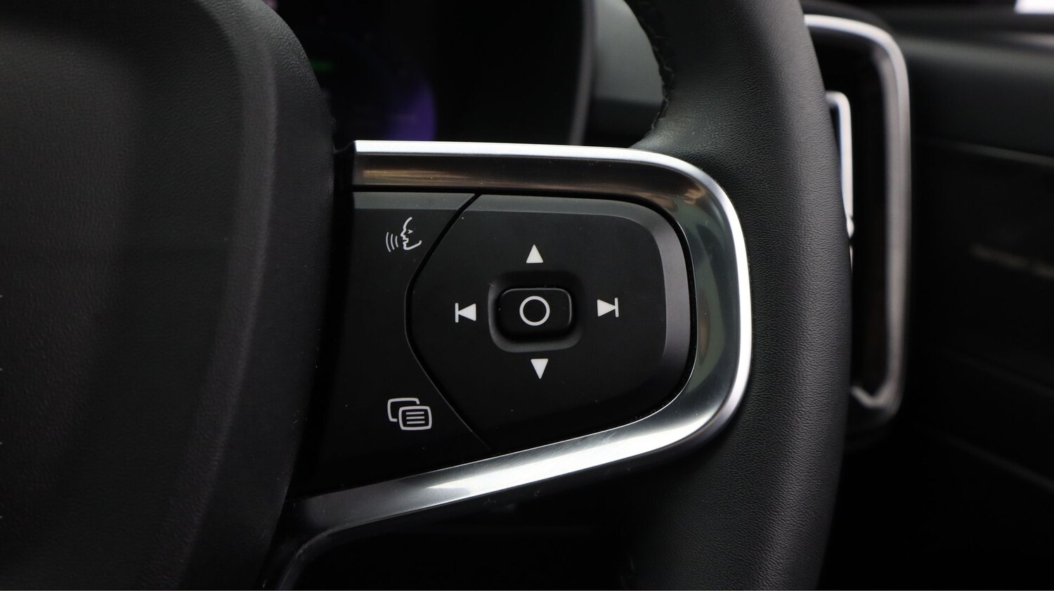 Used Volvo C40 2022 for sale - 77465535: Photo 25