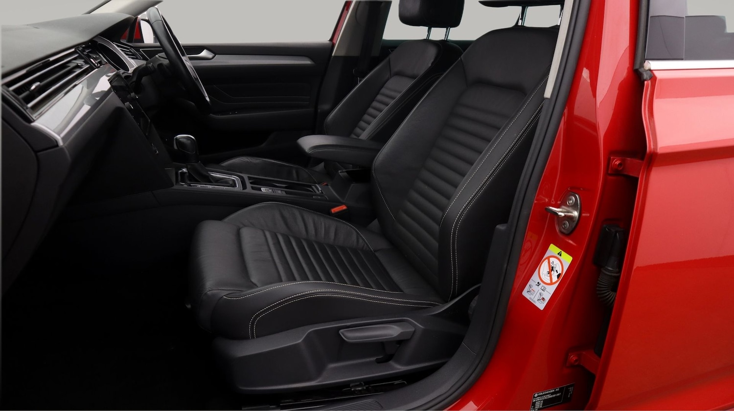 Used Volkswagen Passat 2021 for sale - 78012416: Photo 14