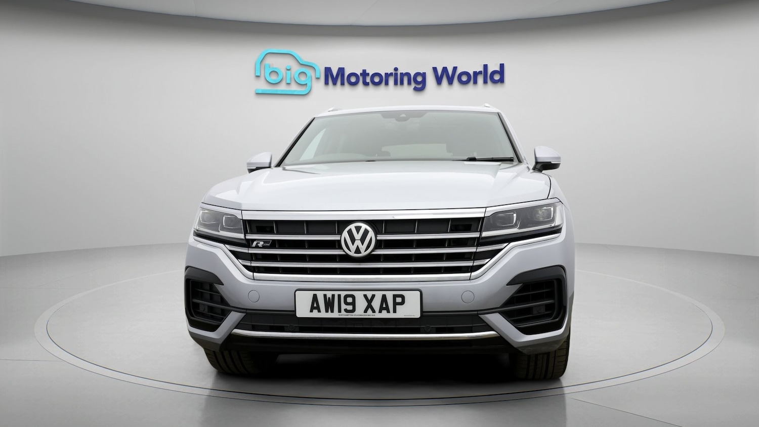 Used Volkswagen Touareg 2019 for sale - 78008403: Photo 2