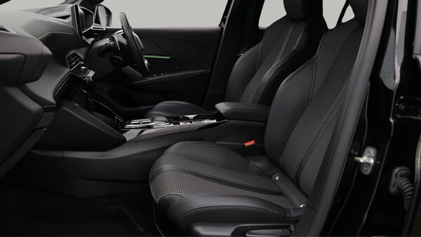 Used Peugeot 208 2023 for sale - 76306538: Photo 15