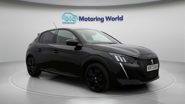 Used Peugeot 208 2023 for sale - 76306538: Photo 2