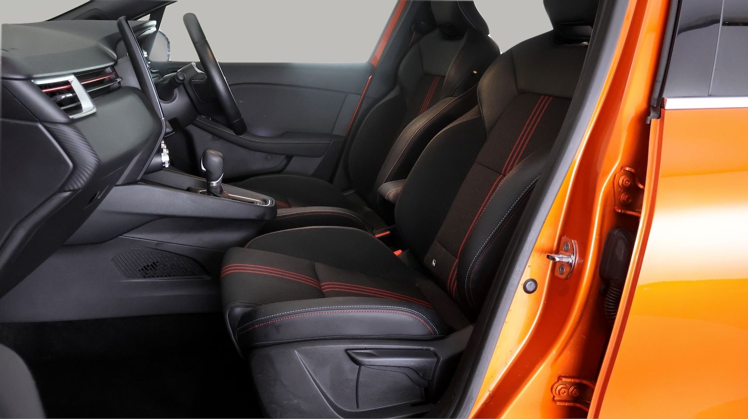 Used Renault Clio 2021 for sale - 77640455: Photo 14