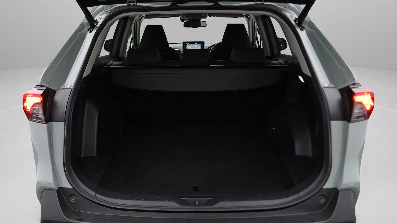 Used Toyota RAV4 2021 for sale - 76398970: Photo 18