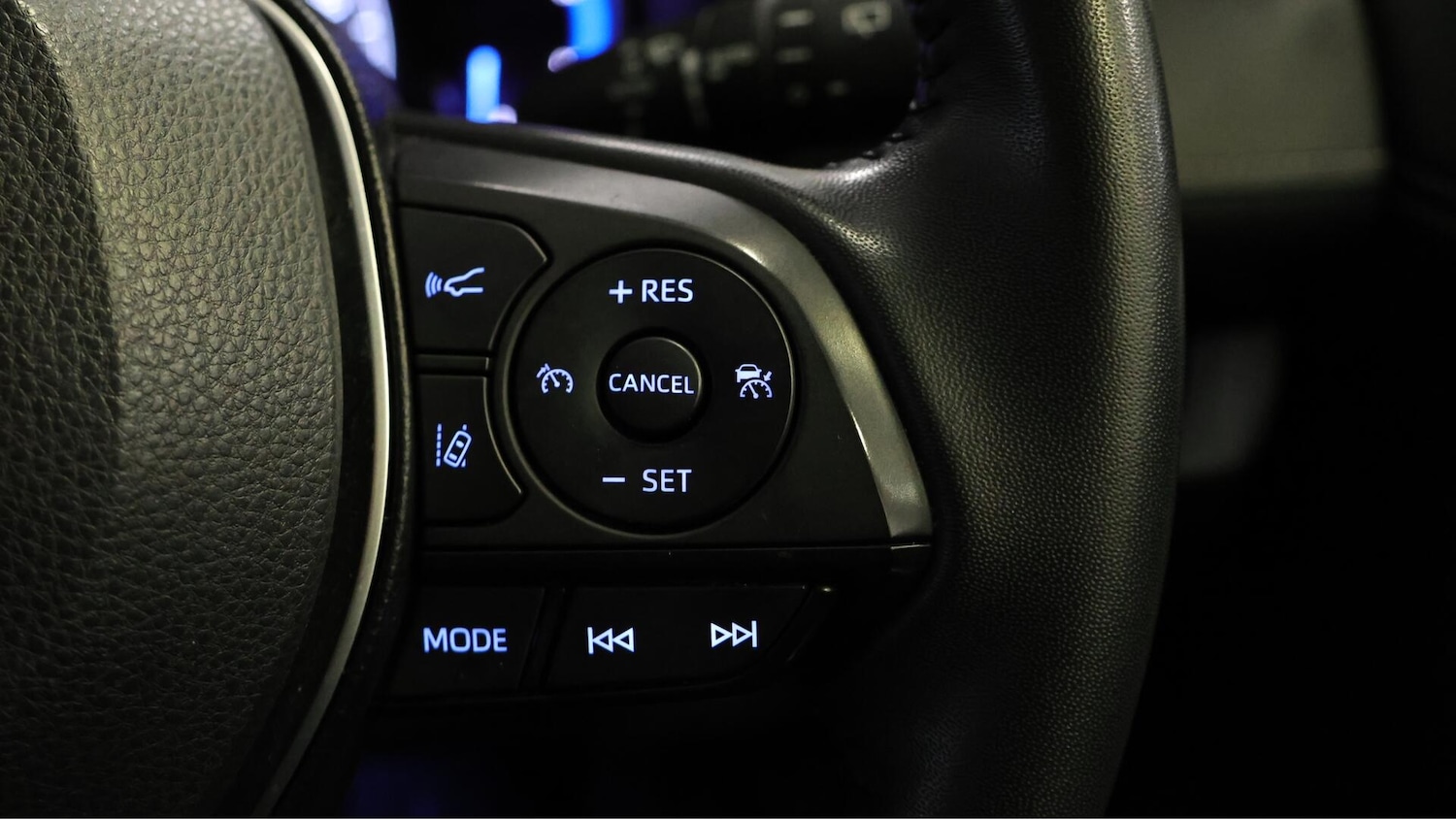 Used Toyota RAV4 2021 for sale - 76398970: Photo 25