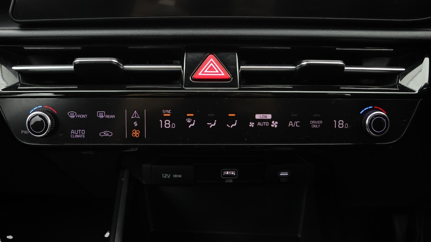Used Kia Niro 2024 for sale - 76370649: Photo 13