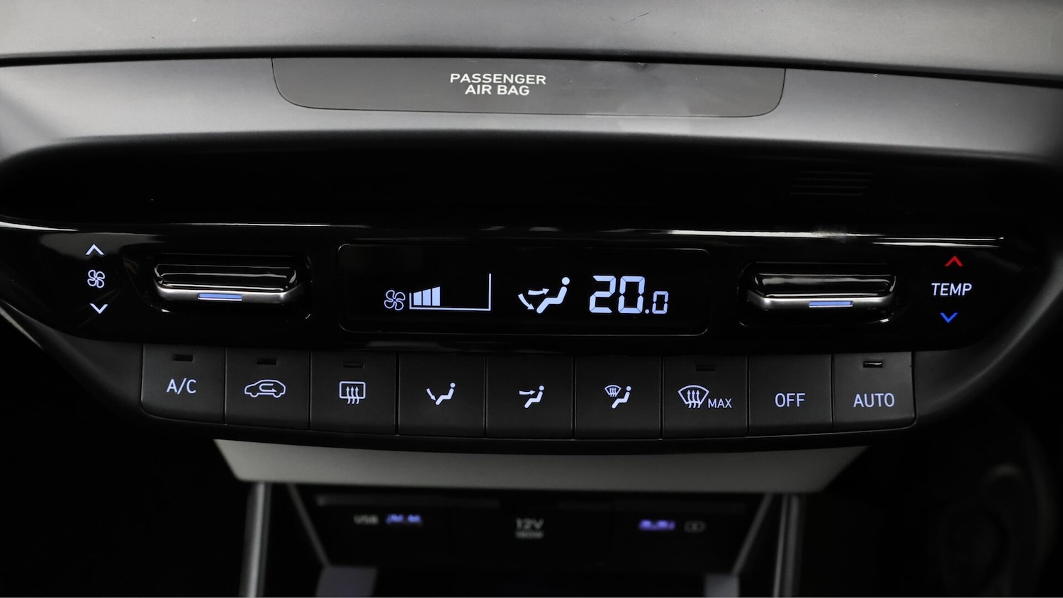 Used Hyundai i20 2022 for sale - 76152696: Photo 12