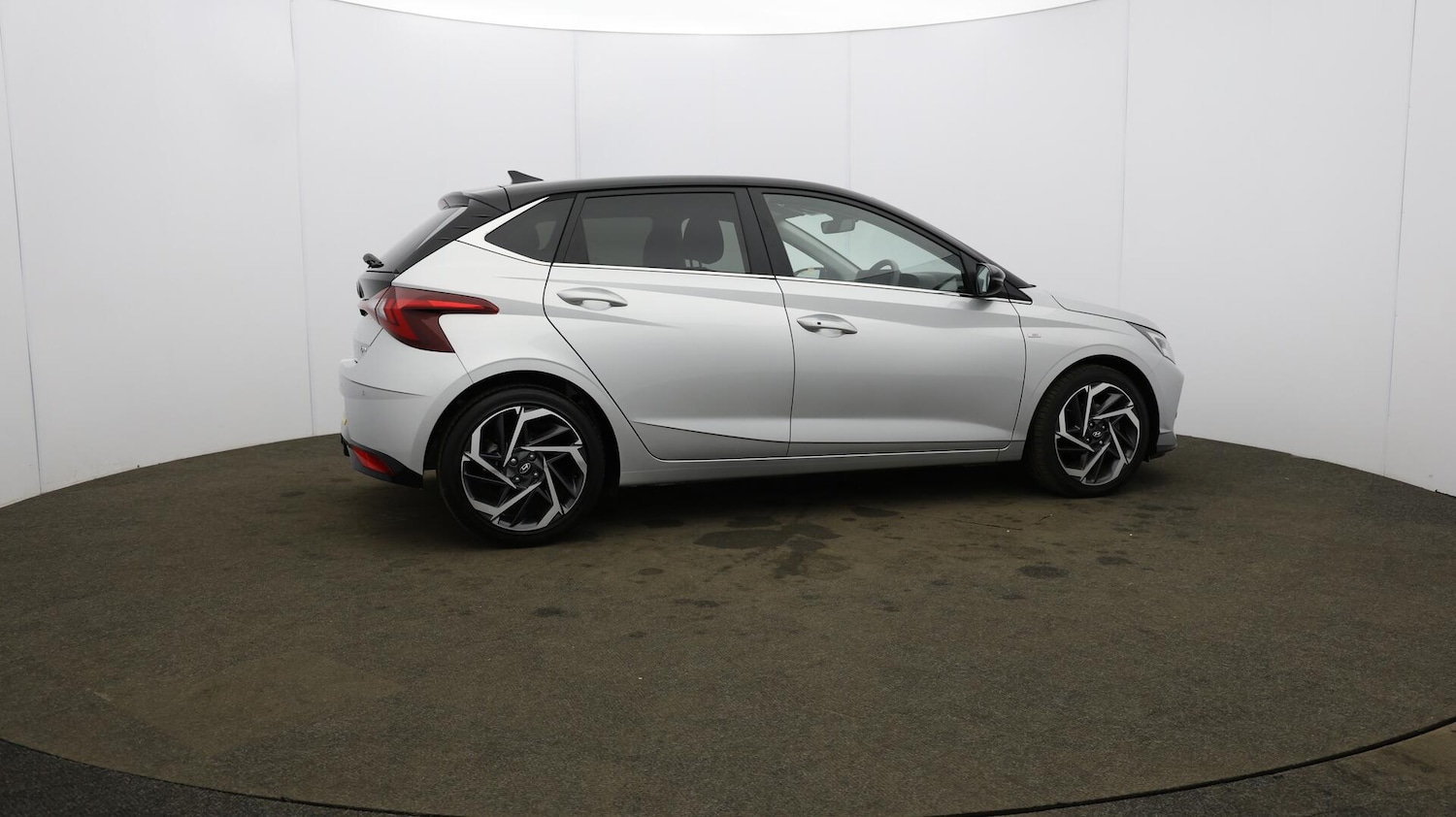 Used Hyundai i20 2022 for sale - 76152696: Photo 57