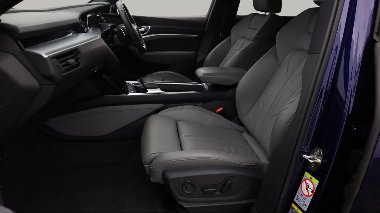 Used Audi e-tron 2022 for sale - 77508702: Photo 14