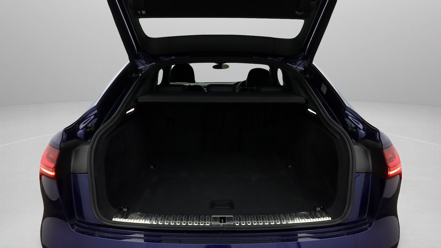 Used Audi e-tron 2022 for sale - 77329347: Photo 17