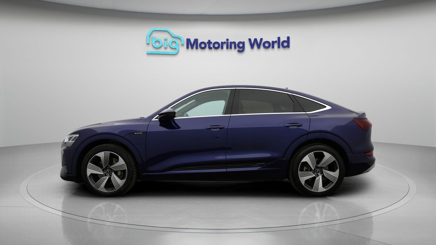 Used Audi e-tron 2022 for sale - 77329347: Photo 4