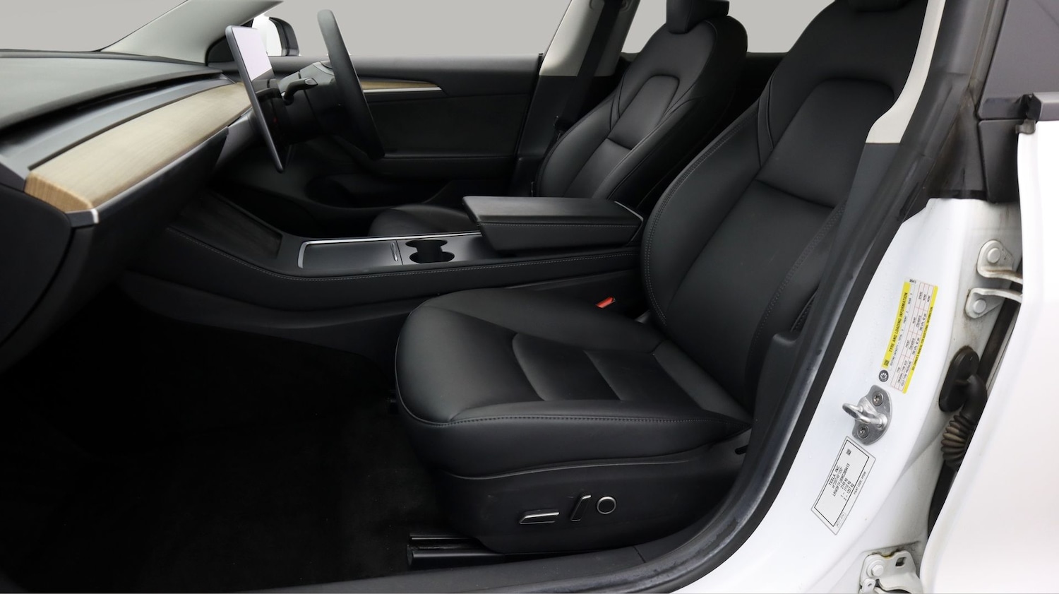 Used Tesla Model 3 2021 for sale - 77416849: Photo 14