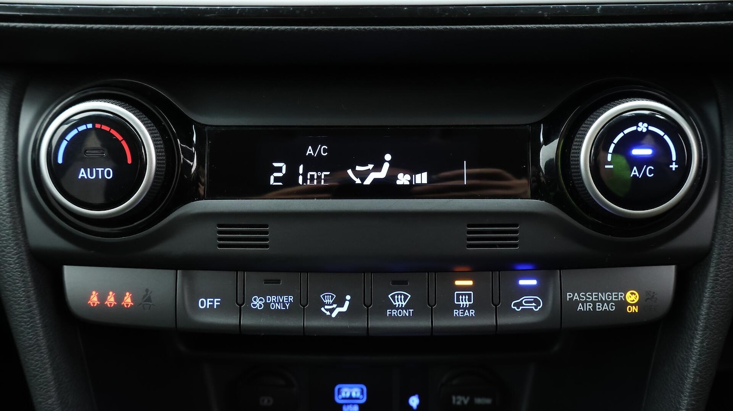 Used Hyundai KONA 2020 for sale - 76337336: Photo 13