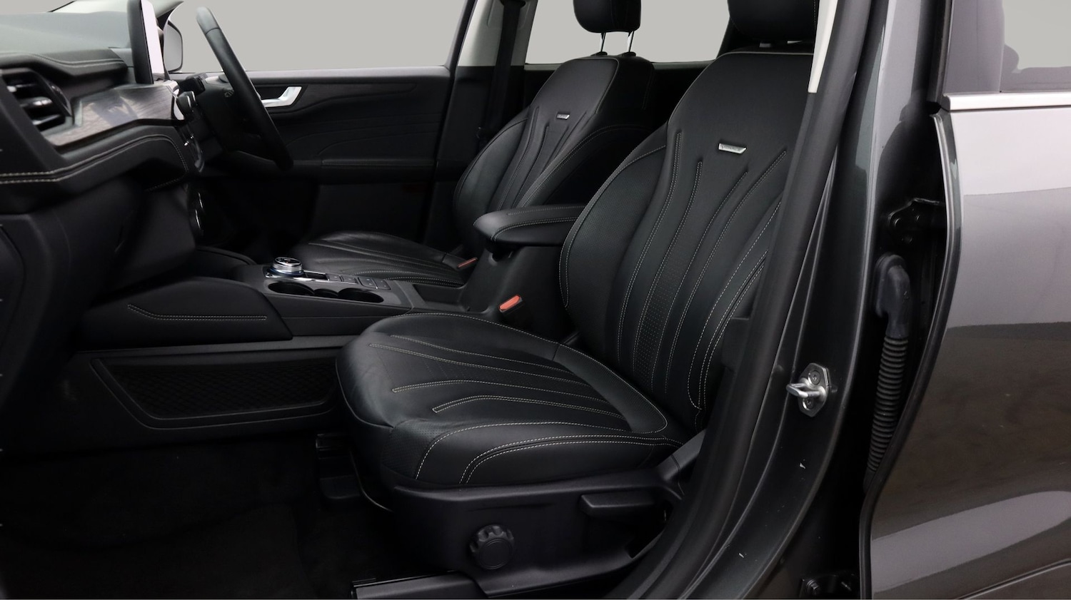 Used Ford Kuga 2021 for sale - 77328957: Photo 14