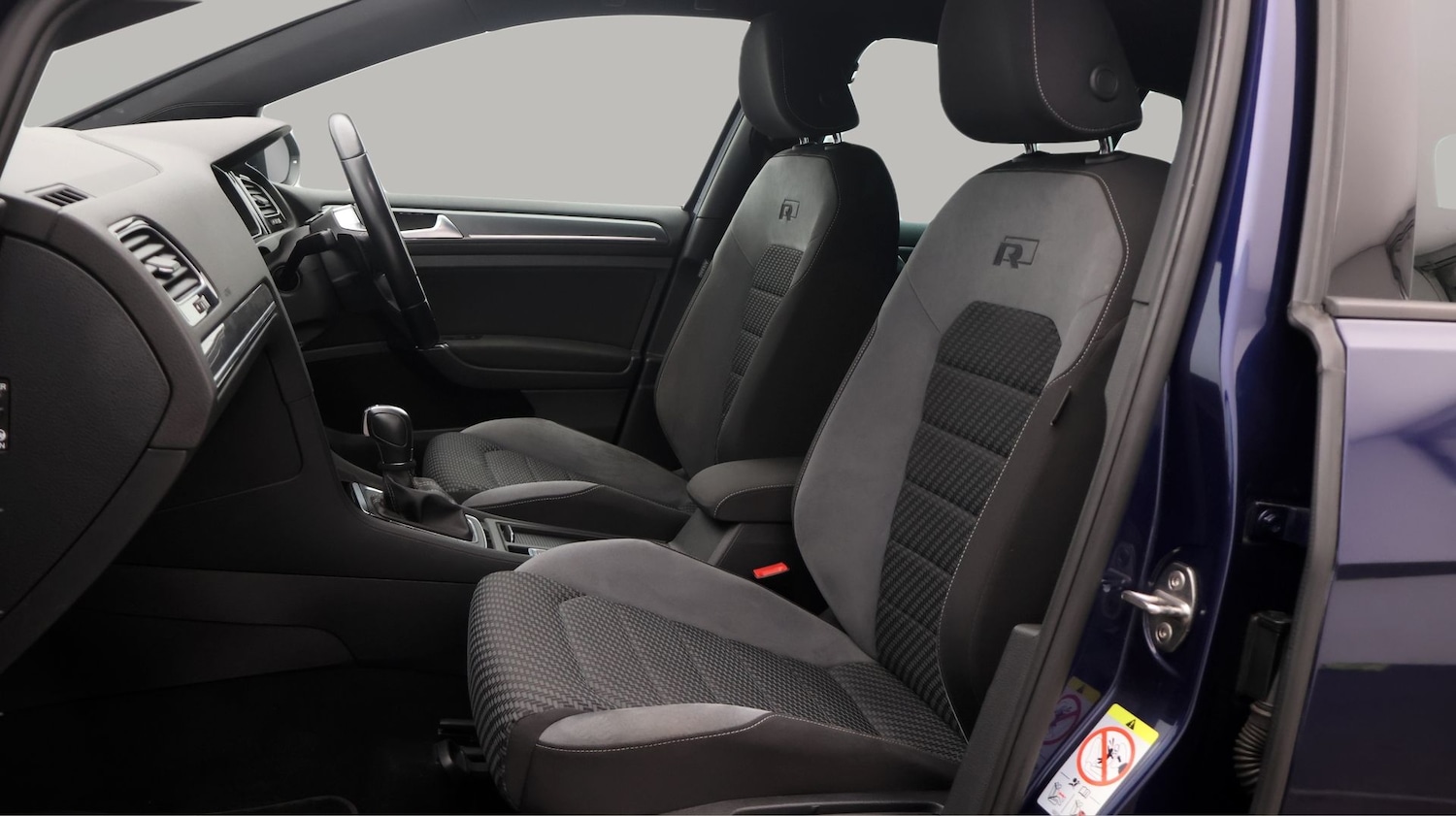 Used Volkswagen Golf 2019 for sale - 77223129: Photo 14