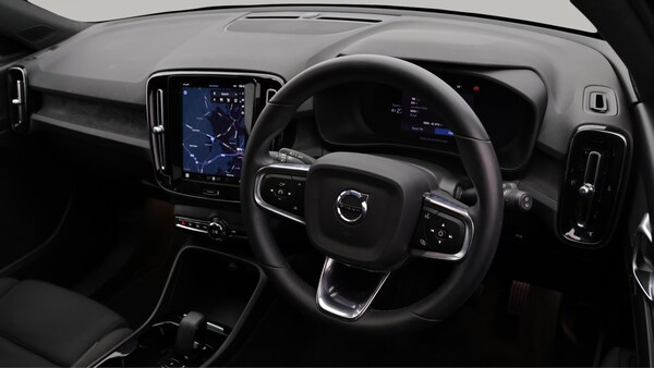 Used Volvo XC40 2022 for sale - 76270940: Photo 10