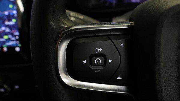 Used Volvo XC40 2022 for sale - 76270940: Photo 24