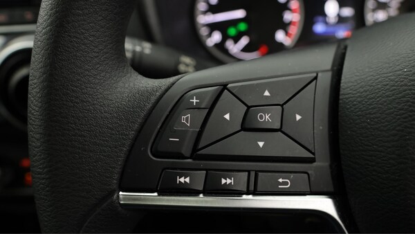 Used Nissan Juke 2023 for sale - 76306183: Photo 23