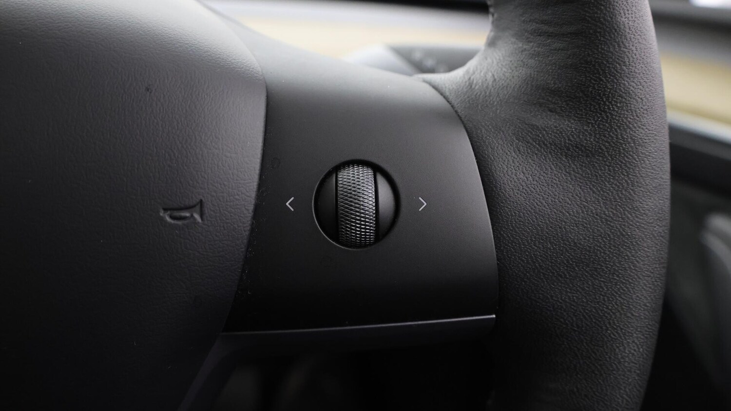 Used Tesla Model Y 2022 for sale - 76072532: Photo 25