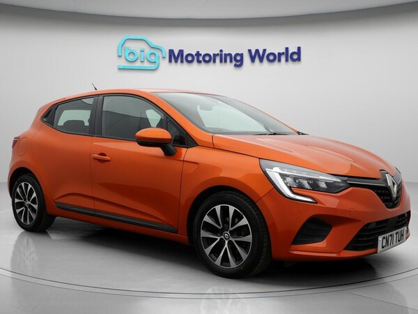 Used Renault Clio 2021 for sale - 76059262: Photo 1