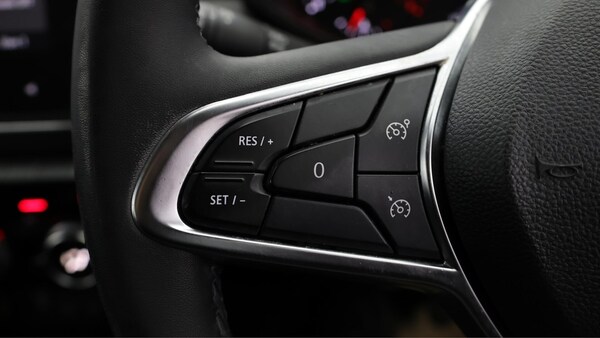 Used Renault Clio 2021 for sale - 76059262: Photo 22
