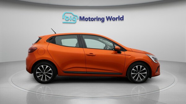 Used Renault Clio 2021 for sale - 76059262: Photo 9