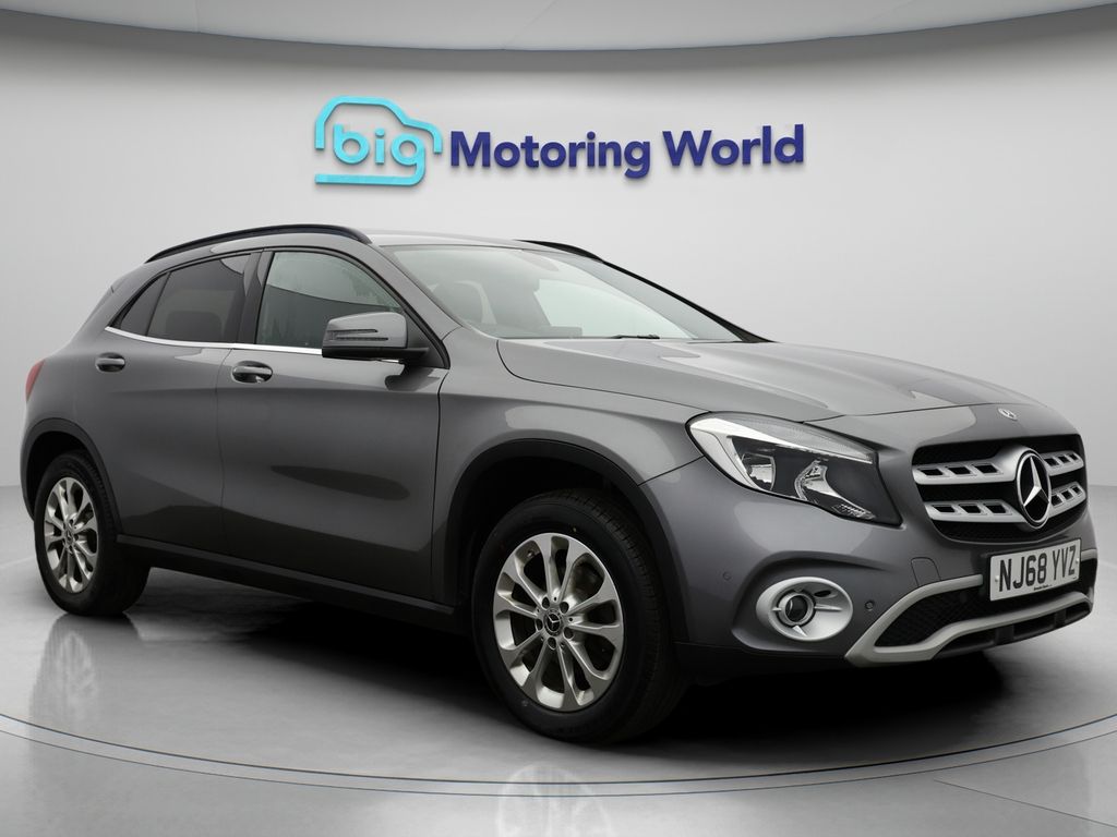 Used Mercedes-Benz GLA 2018 for sale - 76902655: Photo 3