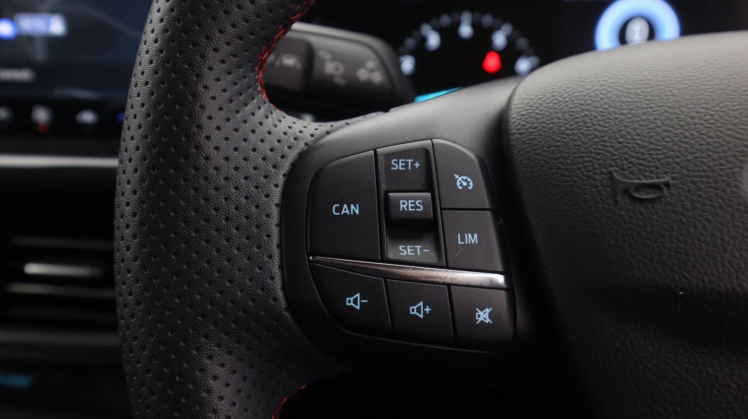 Used Ford Focus 2022 for sale - 78071717: Photo 24