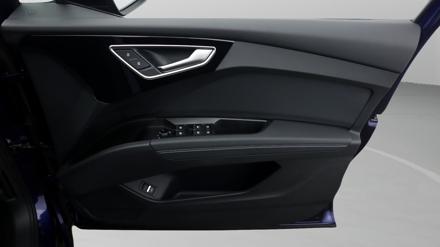 Used Audi Q4 e-tron 2024 for sale - 77636294: Photo 15