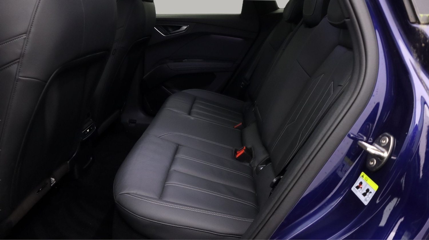 Used Audi Q4 e-tron 2024 for sale - 77636294: Photo 16