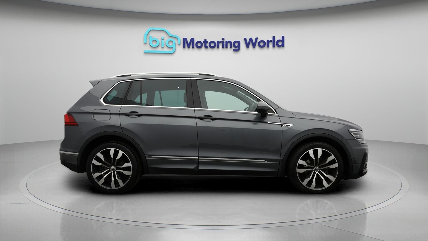 Used Volkswagen Tiguan 2020 for sale - 77248070: Photo 8