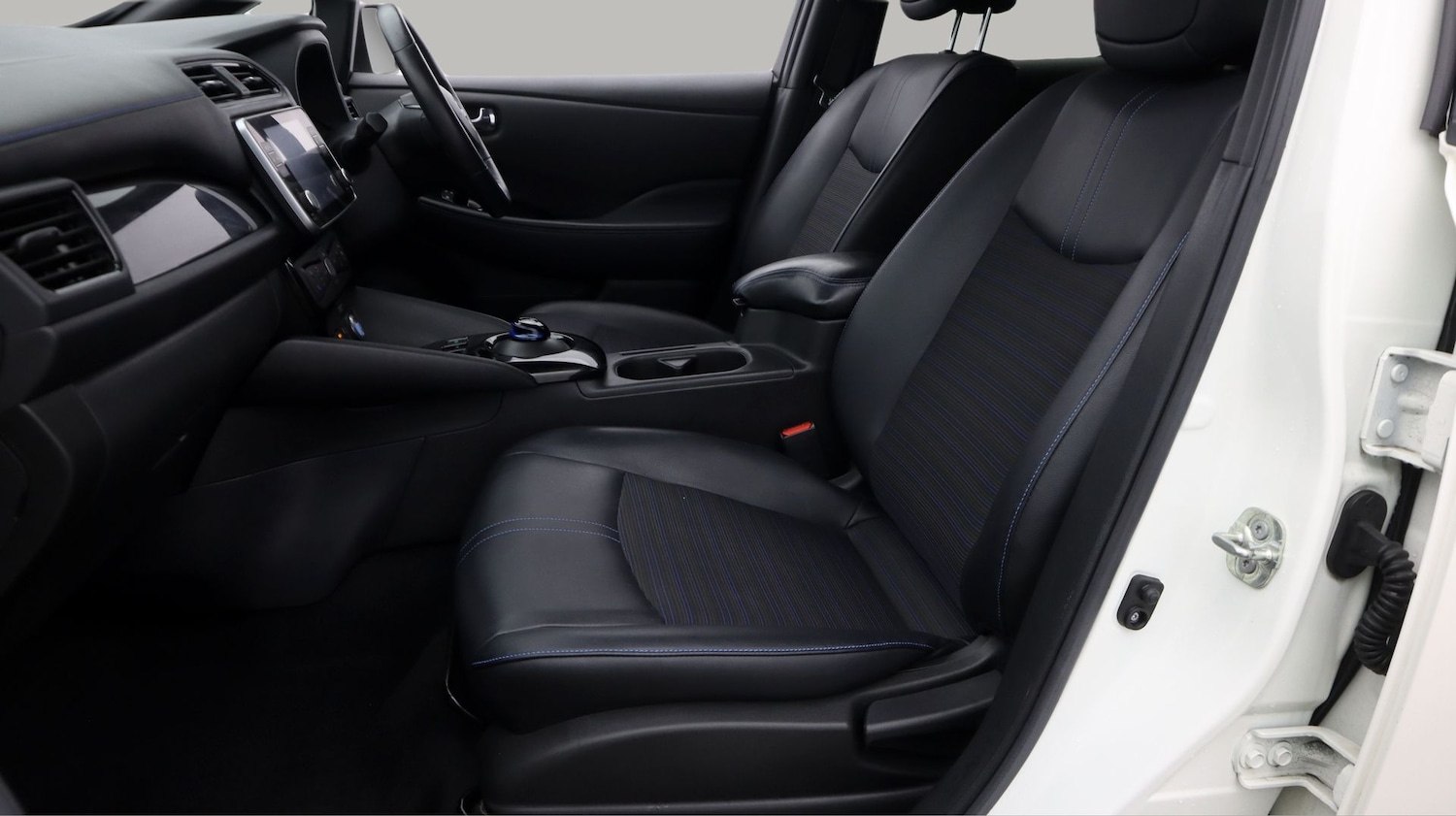 Used Nissan Leaf 2023 for sale - 77643920: Photo 14