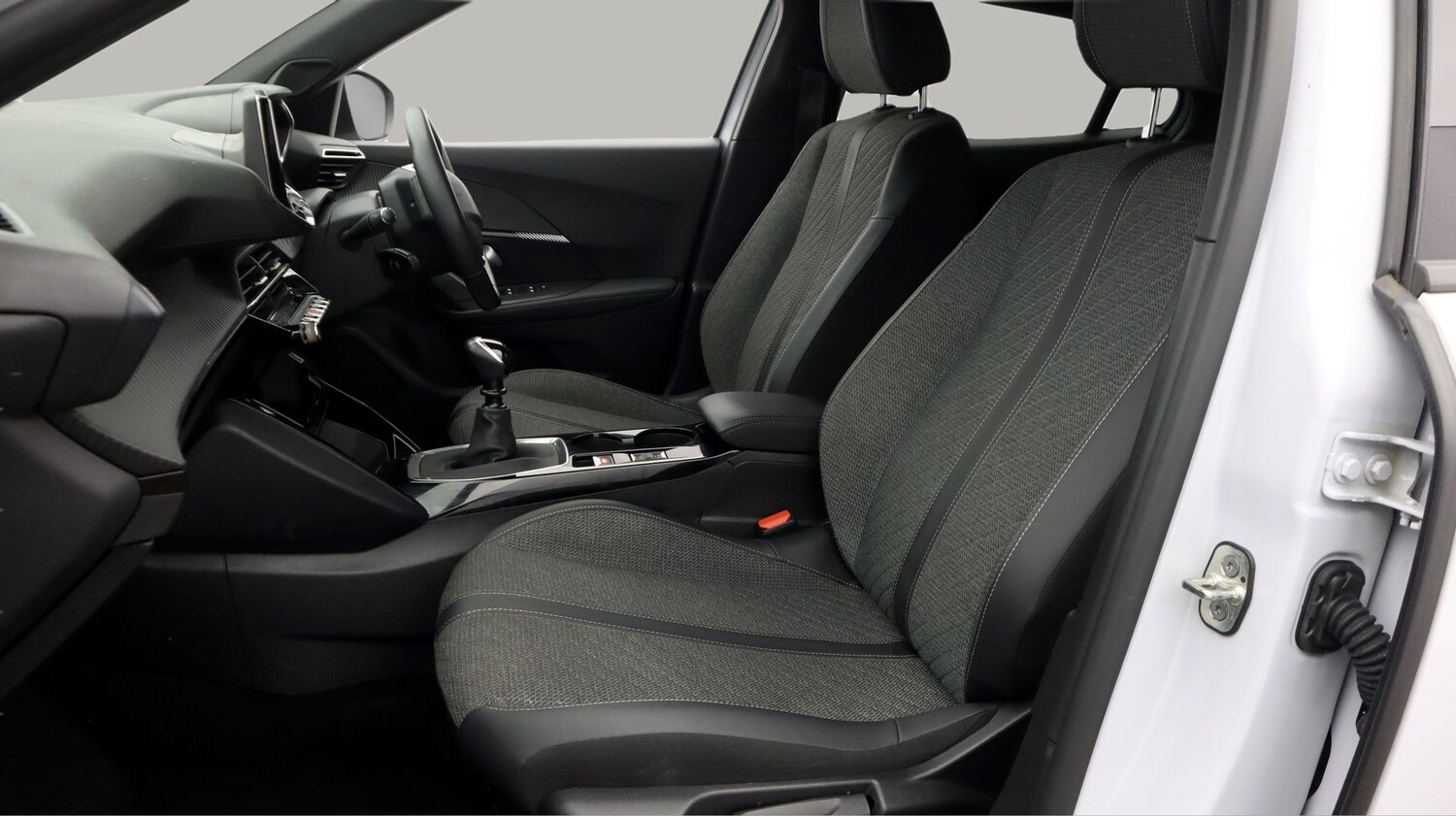 Used Peugeot 2008 2023 for sale - 77721037: Photo 13